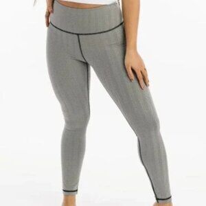 Zyia Active Black Herringbone Hi Rise 7/8 Leggings